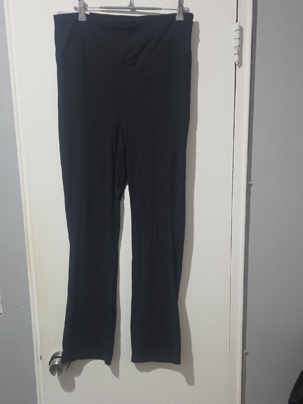 Black High-Waist Yoga Pants